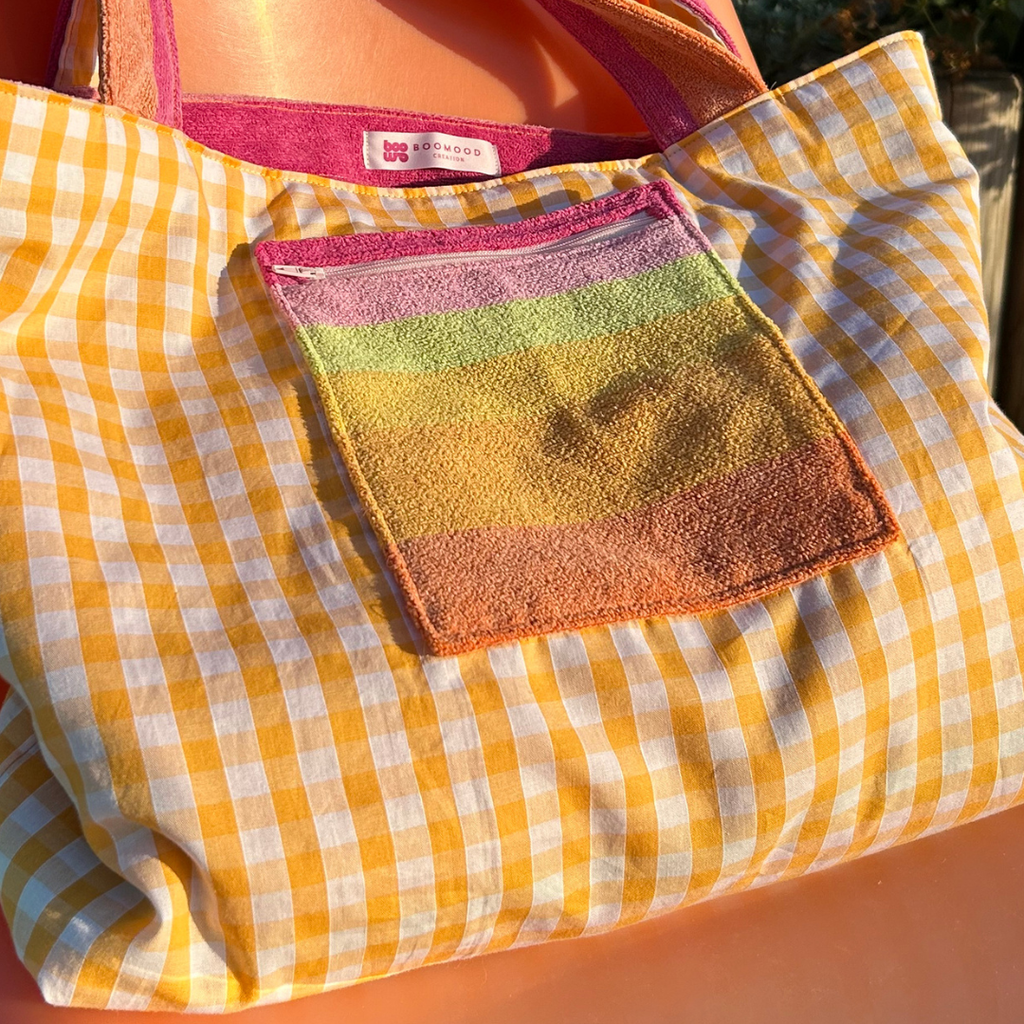 Sac de plage réversible en éponge recyclée et vichy jaune