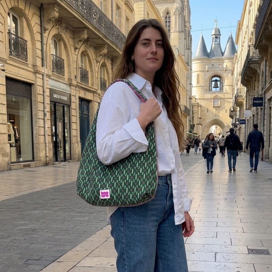 Sac à main réversible en tissus d'ameublement vert et rose