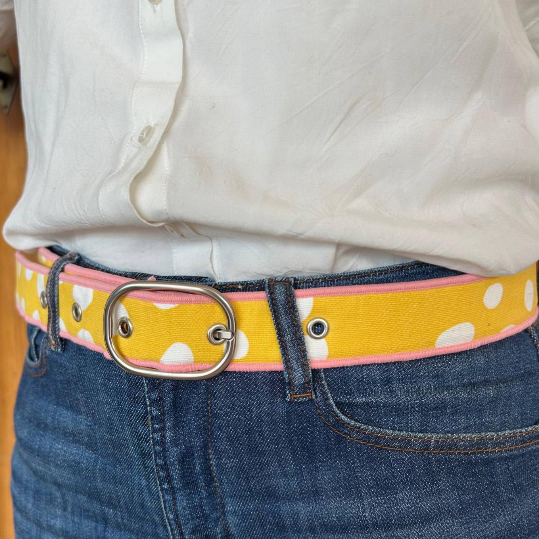 Ceinture en tissu d’ameublement jaune à pois blancs – taille 38-40