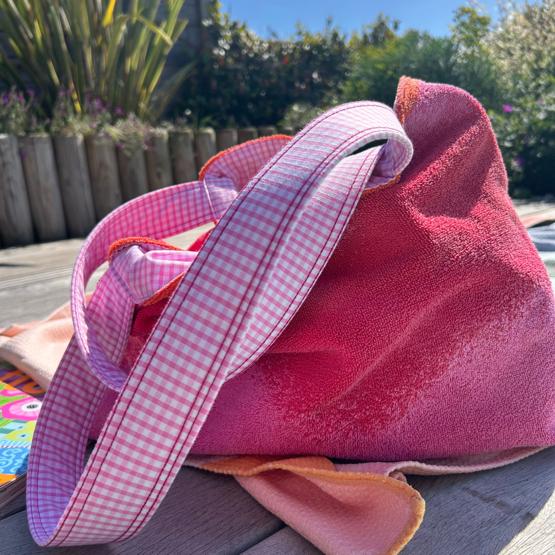 Sac de plage réversible - éponge recyclée et carreaux vichy rose - camaïeux rose, corail, rouge