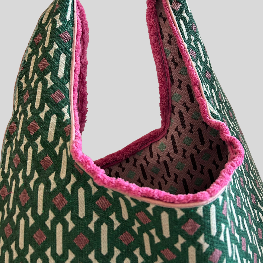 Sac à main réversible en tissus d'ameublement vert et rose