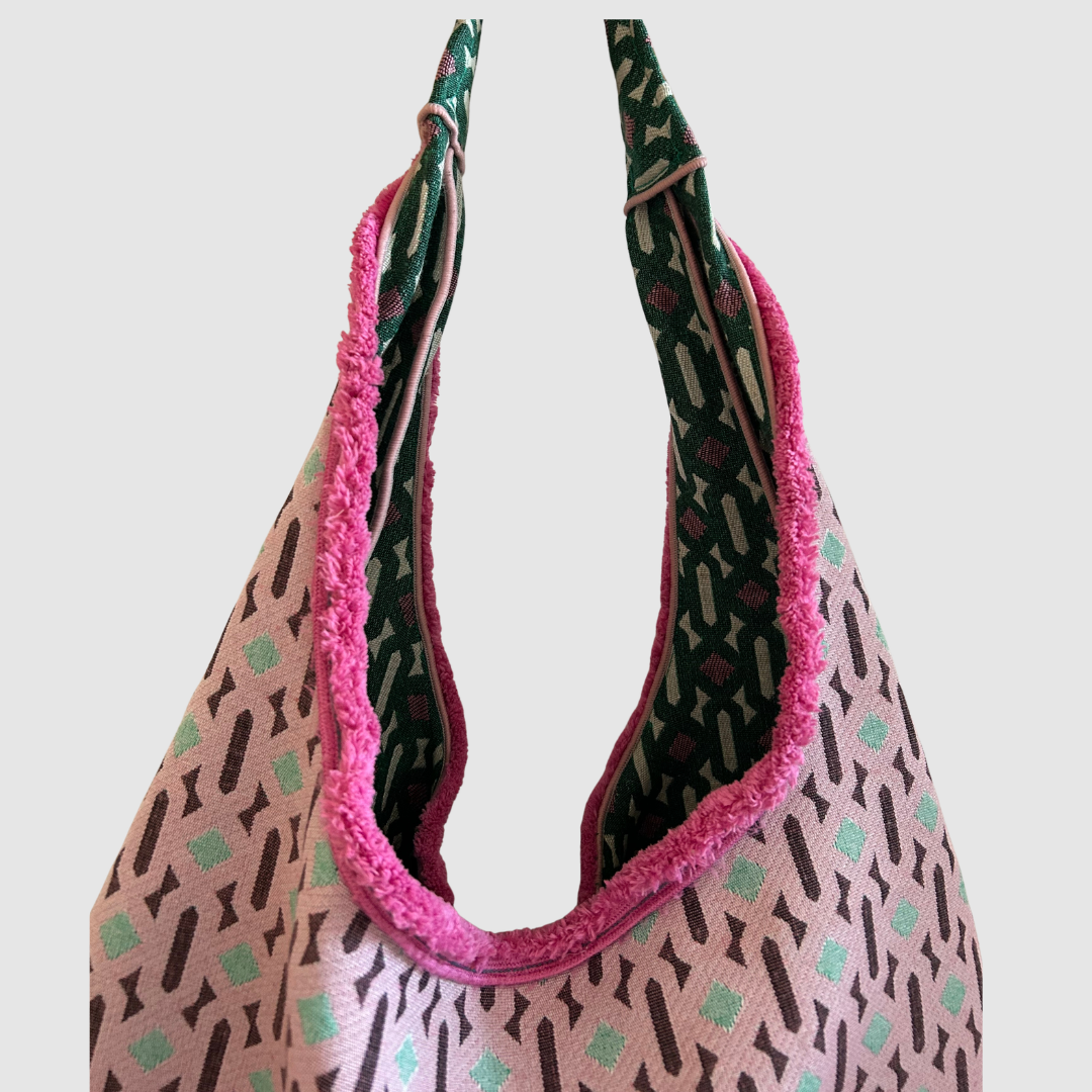 Sac à main réversible en tissus d'ameublement vert et rose